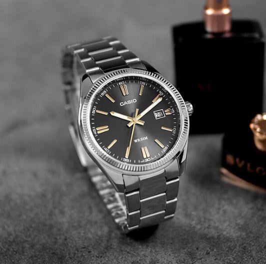 ΓΥΝΑΙΚΕΙΟ ΡΟΛΟΙ CASIO LTP-1302D 1A2V (zd521c) + ΚΟΥΤΙ