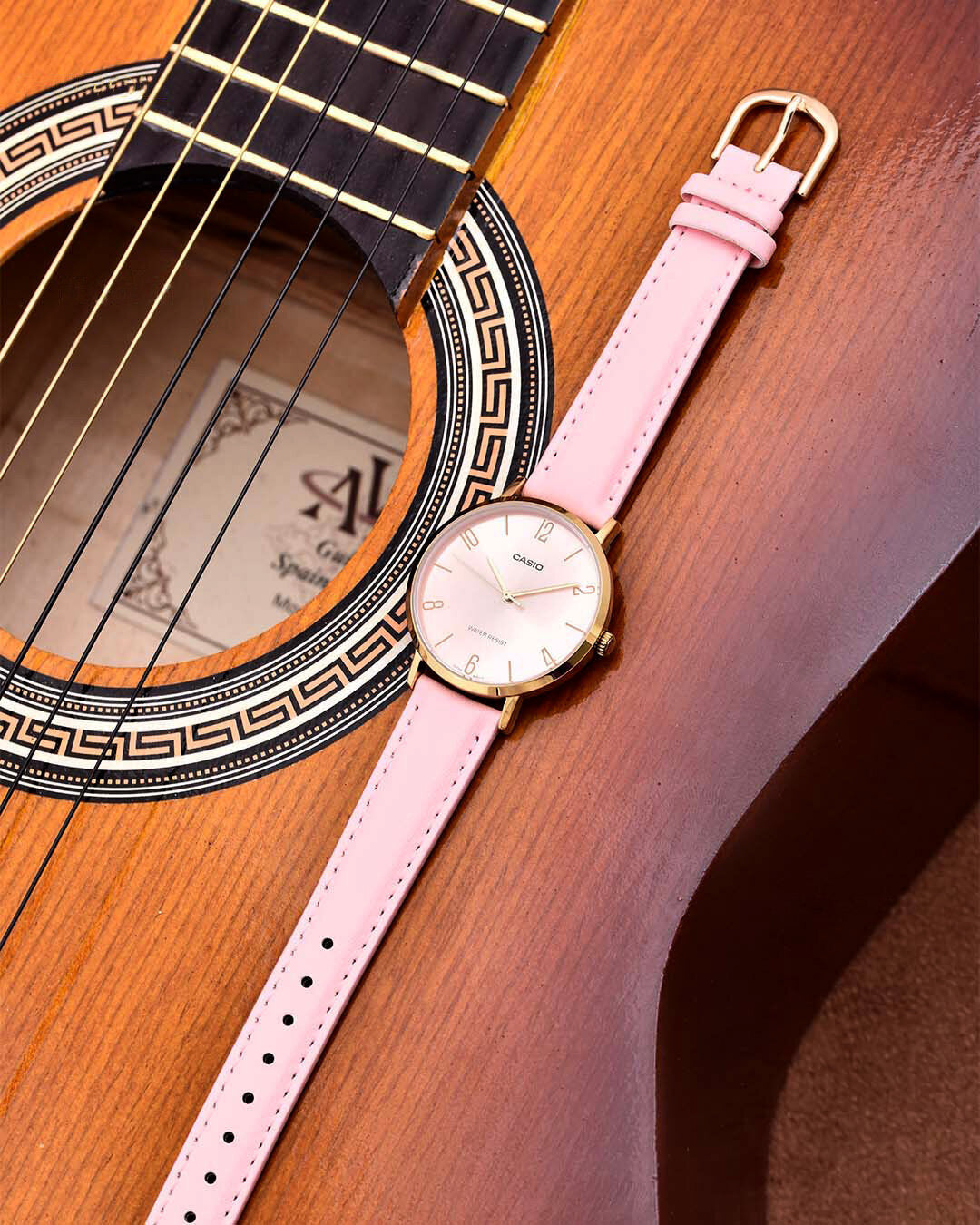 Γυναικείο ρολόι Casio LTP-VT01GL-4B + BOX
