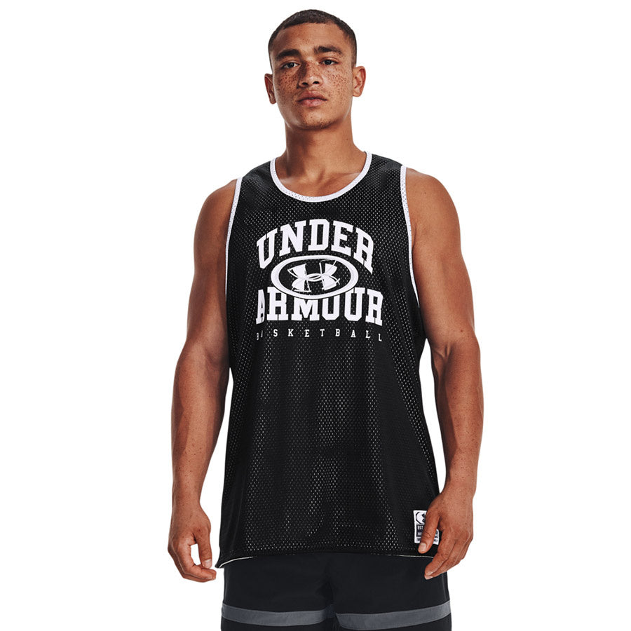 UA Αντιστροφή γραμμής βάσης Jsy 1377310 001 T-shirt μαύρο