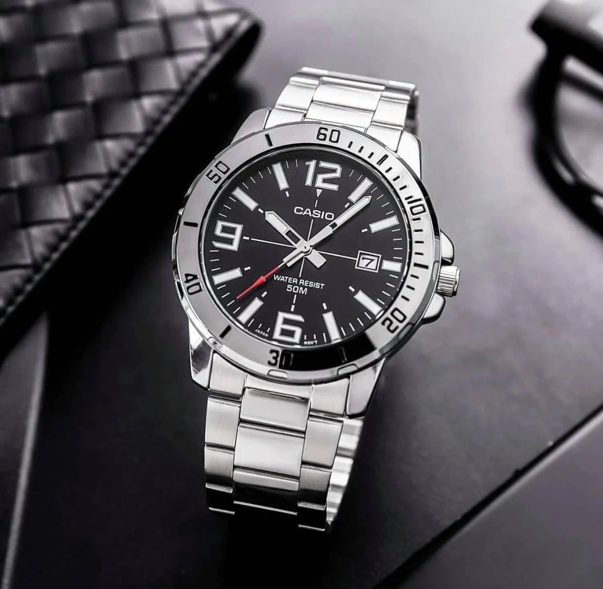 ΑΝΔΡΙΚΟ ΡΟΛΟΙ CASIO MTP-VD01D-1BV + ΚΟΥΤΙ