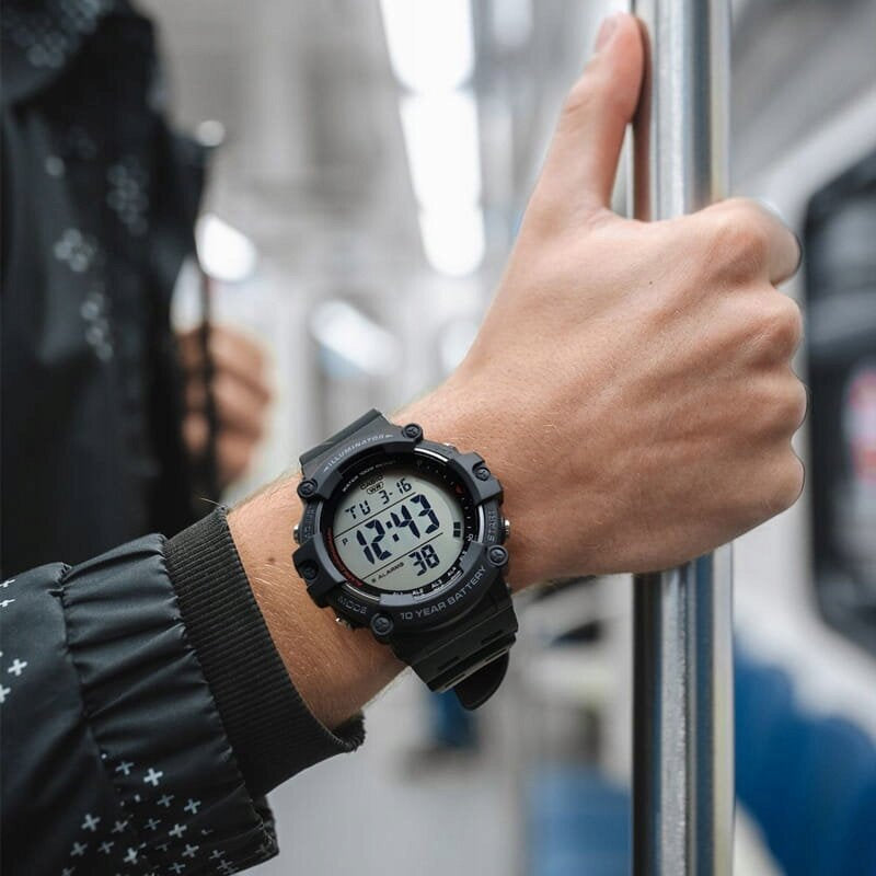 CASIO SPORT ILLUMINATOR AE-1500WH-8B ΑΝΔΡΙΚΟ ΡΟΛΟΙ + ΚΟΥΤΙ