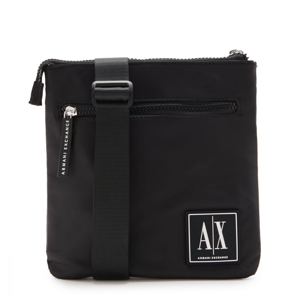 Ανδρικό μαντήλι ώμου Armani Exchange μαύρο (XM000105-AF10336-UC001)