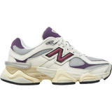 New Balance 9060 Magenta