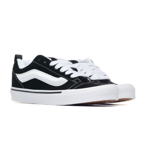 Vans Knu Skool Black/True Whit VN0009QC6BT1