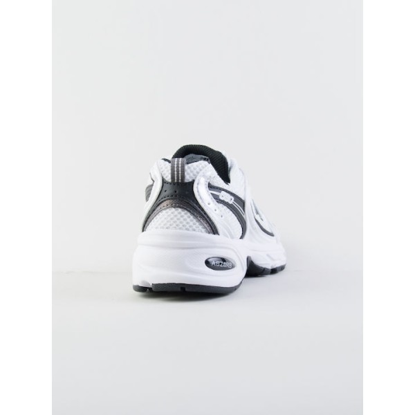 New Balance 530 Sneakers Λευκά MR530LB