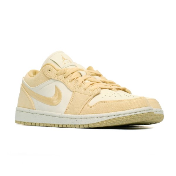 Nike AIR JORDAN 1 LOW SE TEAM W FN3722-701