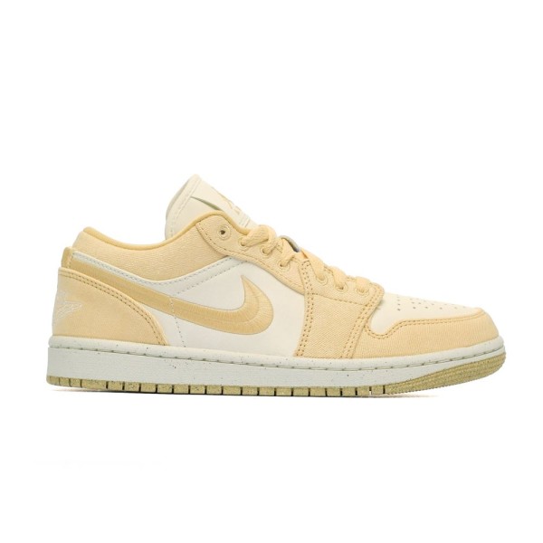 Nike AIR JORDAN 1 LOW SE TEAM W FN3722-701