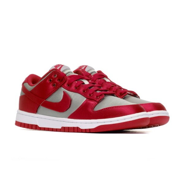 Nike Dunk Low UNLV Satin DX5931-001