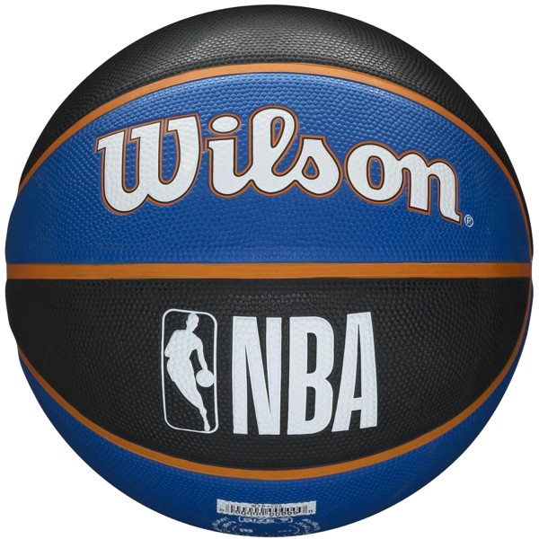 Wilson NBA Team New York Knicks Ball WTB1300XBNYK